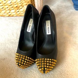 Steve Madden heel
